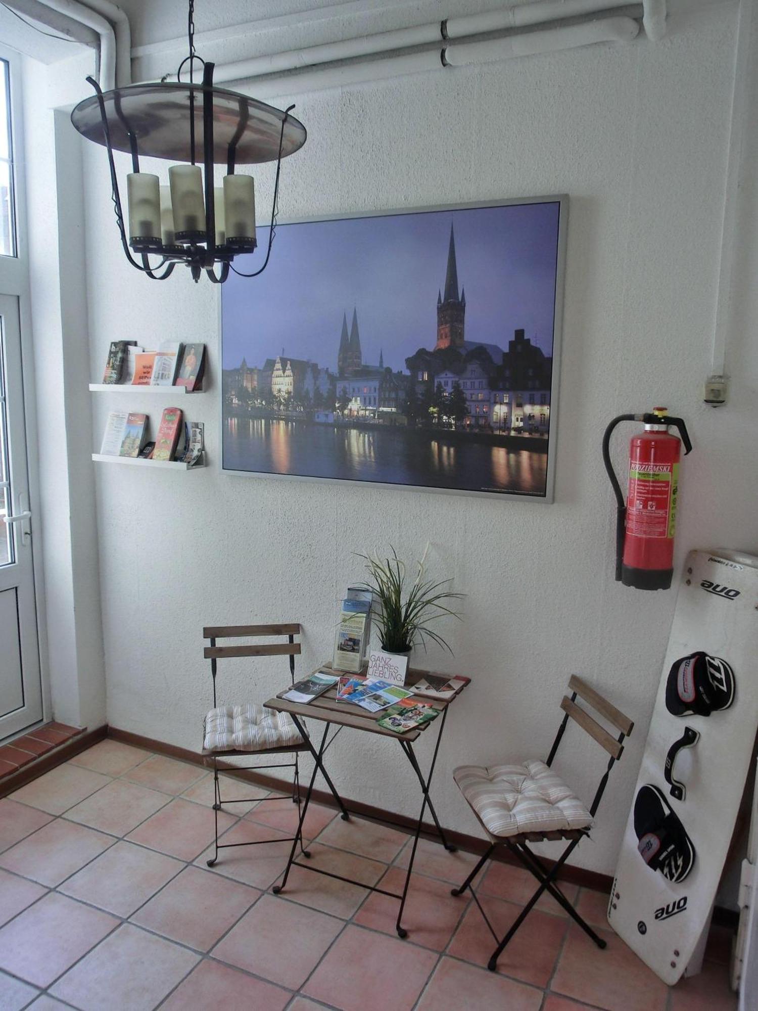 Apartment 1-zimmer-apartment-2-hochparterre *